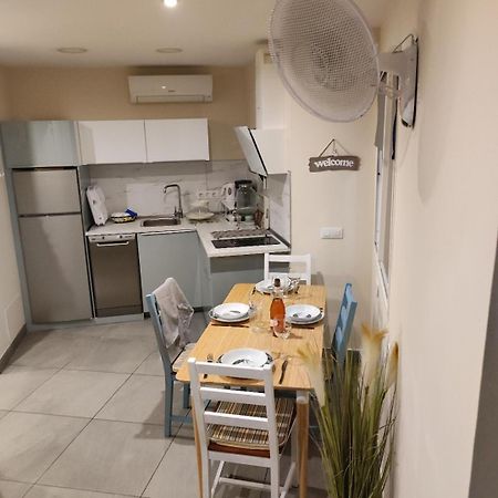Center Flat Puerto Del Carmen Near The Beach Natural Elements Apartment Exterior photo